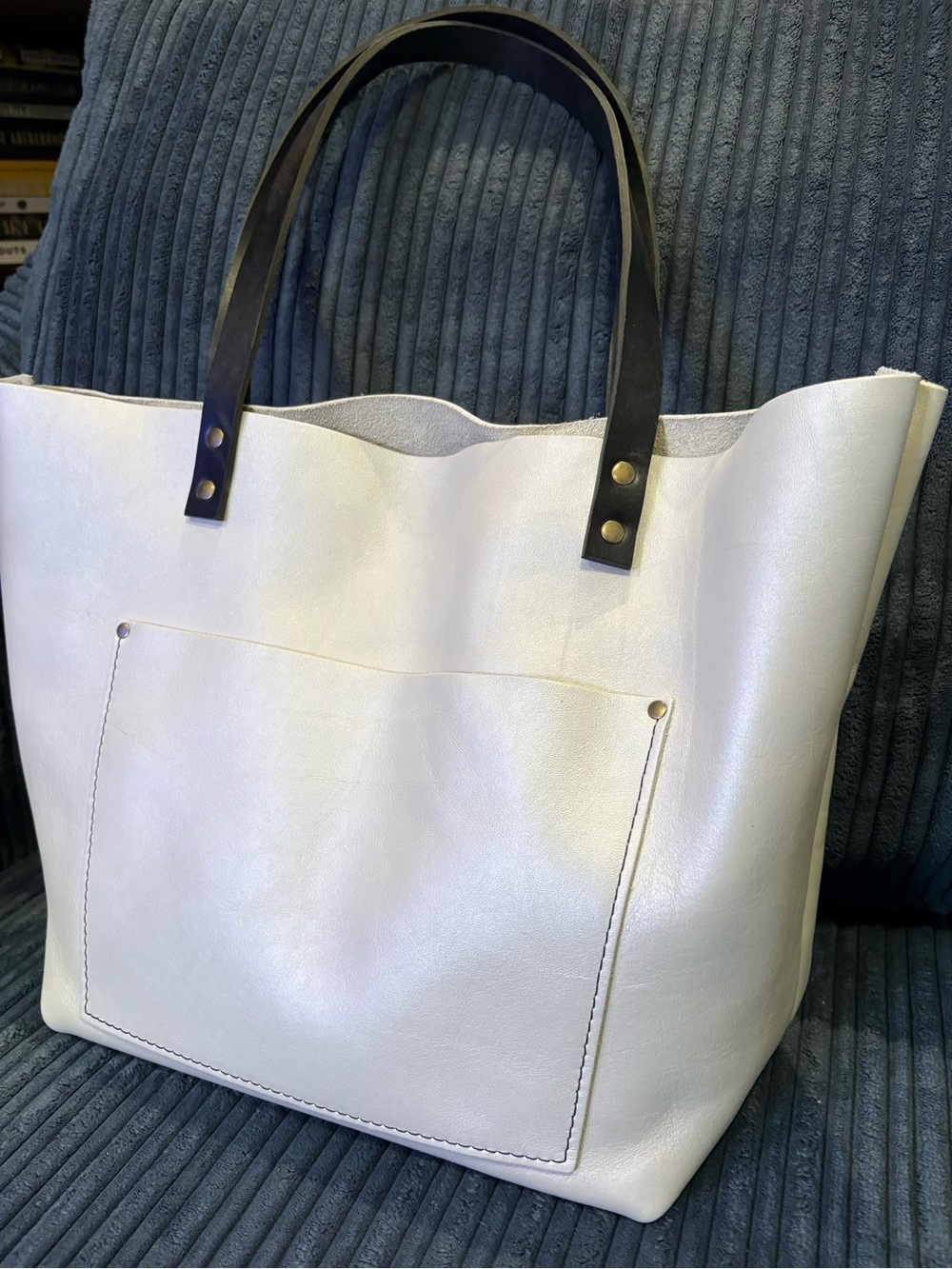 Portland Leather Goods Large Pearl Classic Tote Black Handles NWOT - Picture 2 of 11